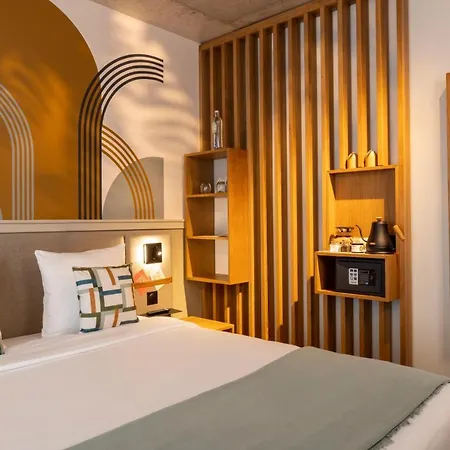 La Belle Hotel 4*