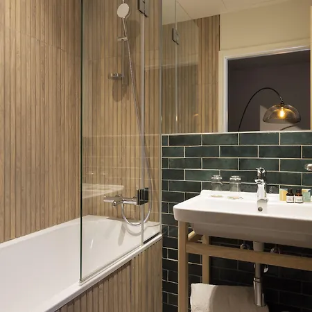 La Belle Hotel 4*