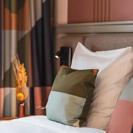 Hotell La Belle 4*