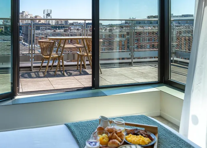 Hotel La Belle Paryż